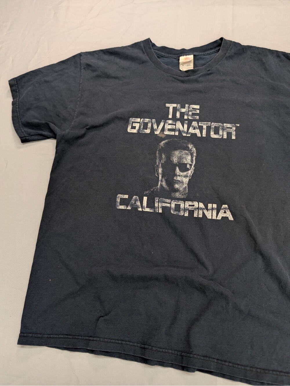 The Govenator Fruit of the Loom T Shirt XL Black Arnold